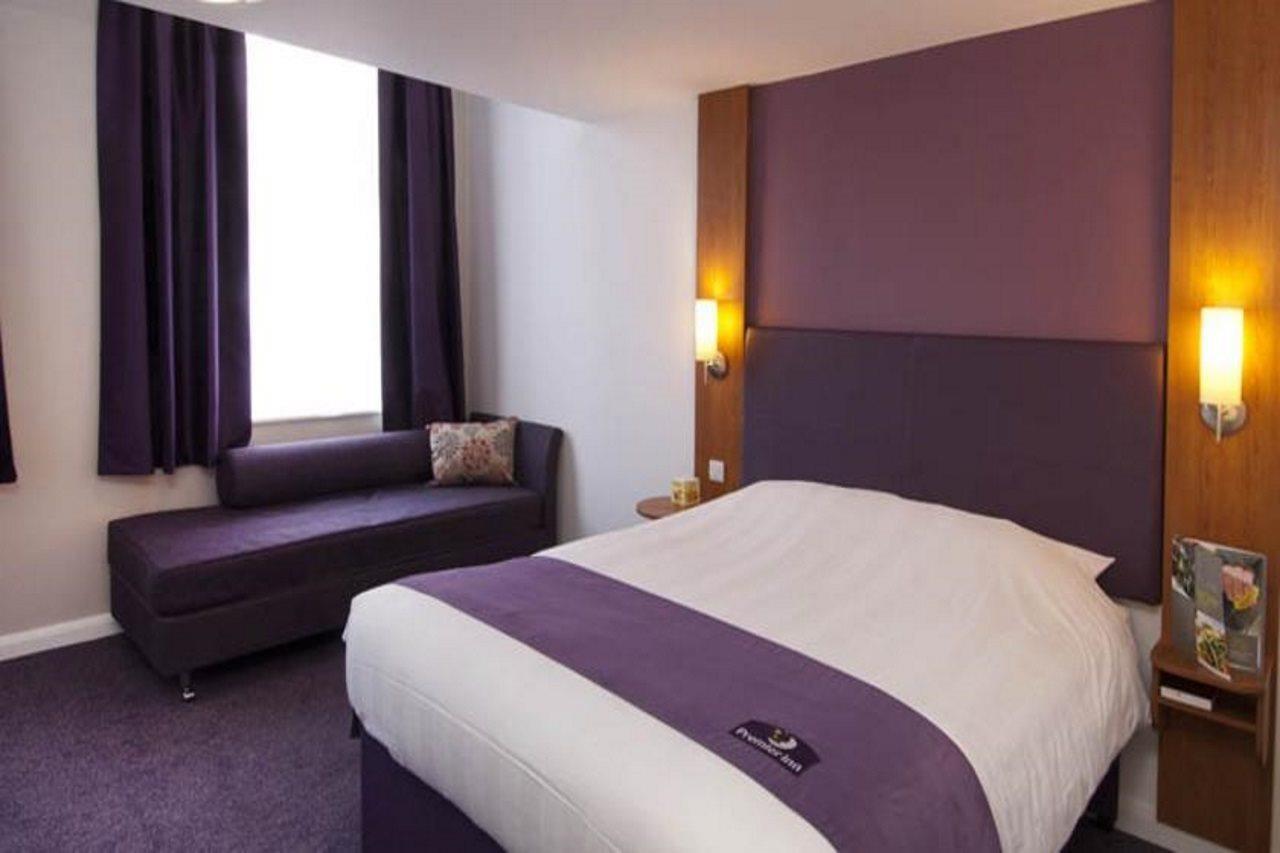 Premier Inn Dundee West Esterno foto